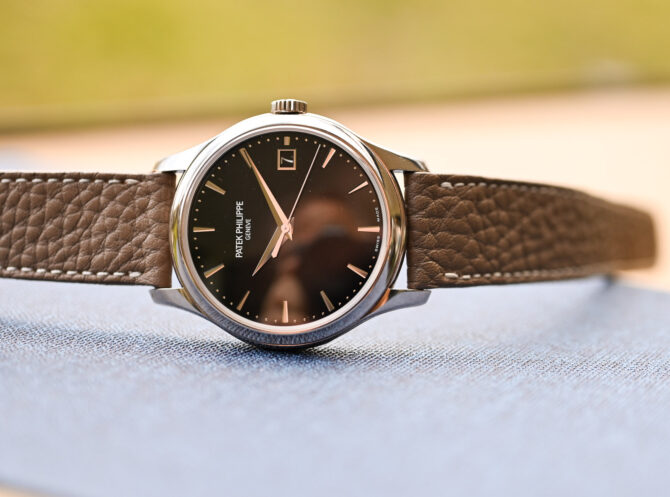 Patek Philippe Calatrava 5227G-010 – Bild 2