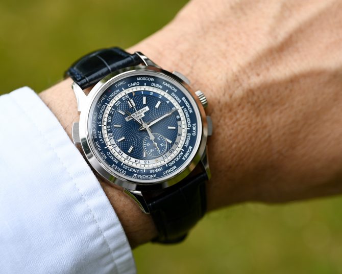 Patek Philippe Worldtime / Chrono 5930G-001 – Bild 13