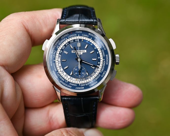 Patek Philippe Worldtime / Chrono 5930G-001 – Bild 16