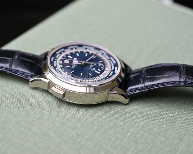 Patek Philippe Worldtime / Chrono 5930G-001 – Bild 19
