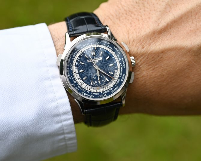Patek Philippe Worldtime / Chrono 5930G-001 – Bild 25