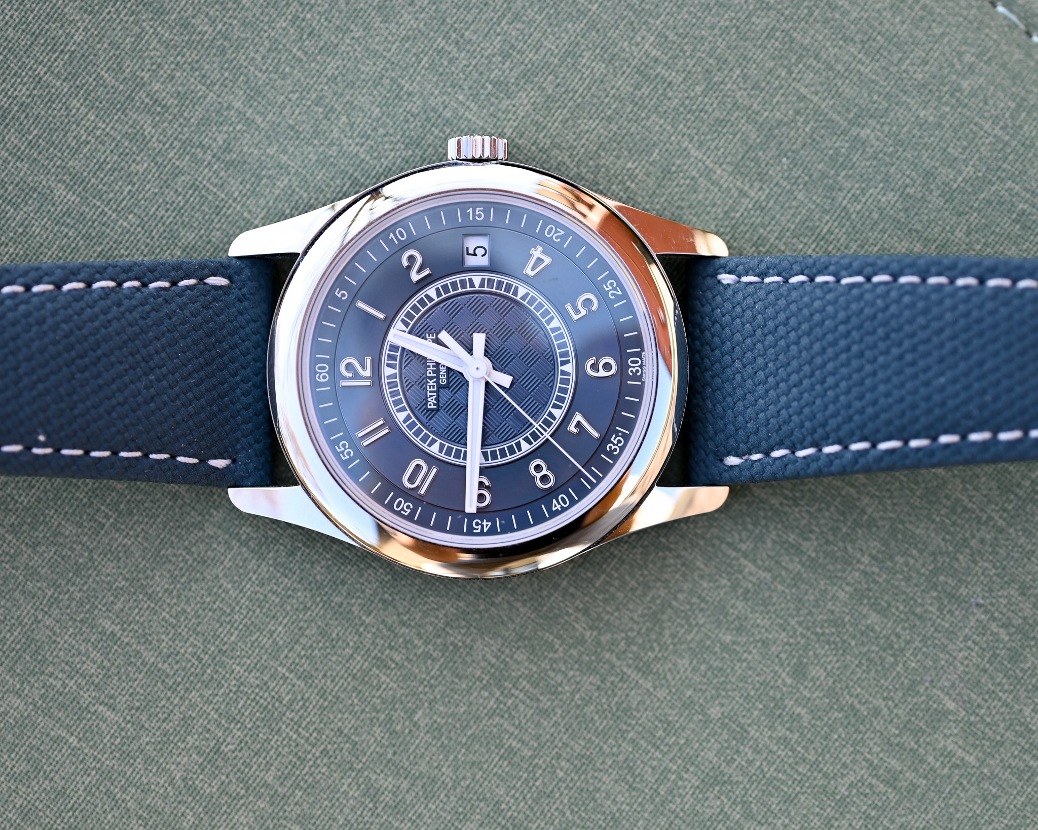 Patek Philippe Calatrava Limited Edition 6007A-001 – Bild 19