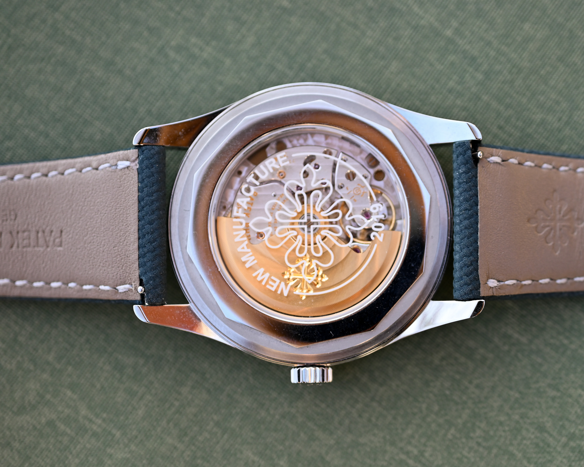 Patek Philippe Calatrava Limited Edition 6007A-001 – Bild 23