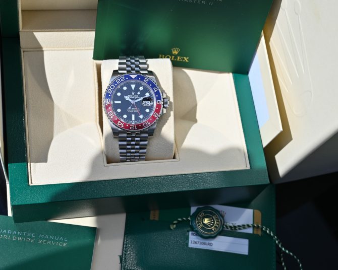Rolex GMT Master 126710BLRO – Bild 5