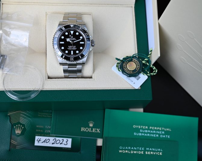 Rolex Submariner 124060 aus 2023 im TOP Zustand – Bild 4