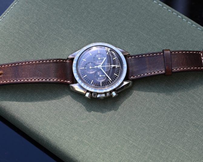 Omega Speedmaster Schokobraun - Premoon - Tropical ST 145.022-69 – Bild 7