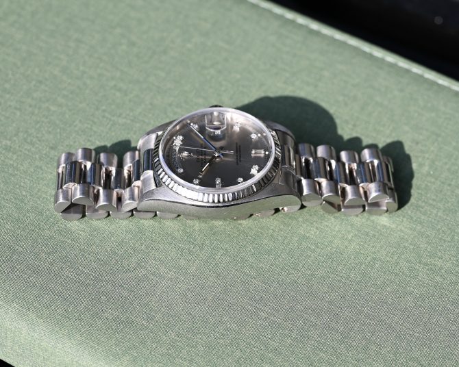 Rolex Day-Date 18039 in Weißgold – mit tollem grauen Blatt im TOP Zustand ! – Bild 6