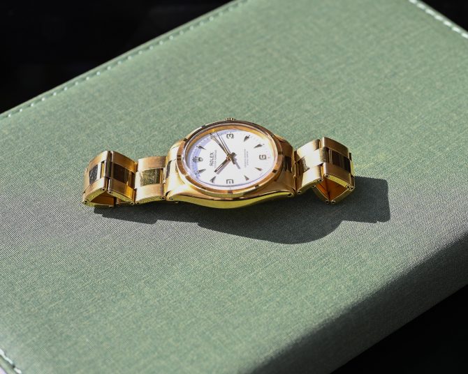 Rolex Oyster Perpetual 6567 in Gelbgold mit 7205 Goldband und Big Logo Schließe – Bild 11