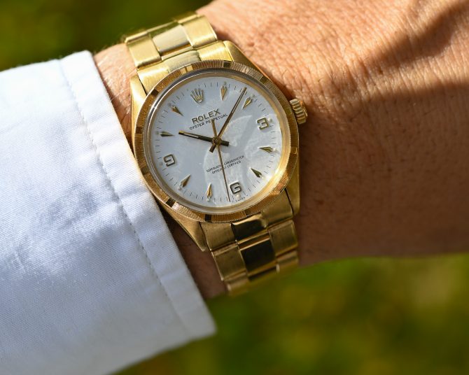 Rolex Oyster Perpetual 6567 in Gelbgold mit 7205 Goldband und Big Logo Schließe – Bild 4