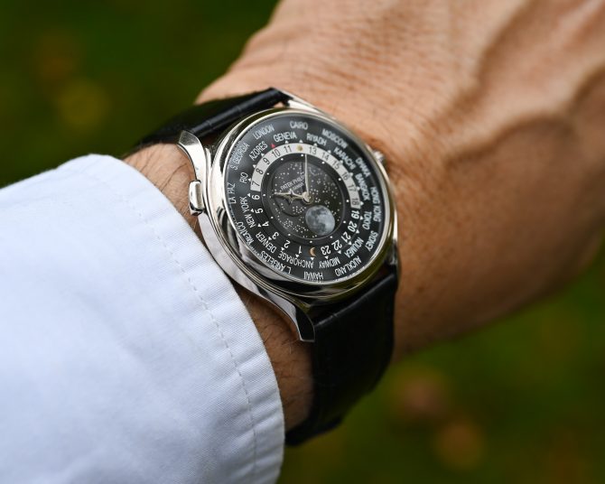 Patek Philippe 5575G – Weltzeit Mondphase (175th Anniversary Edition) – Bild 6