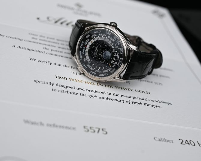 Patek Philippe 5575G – Weltzeit Mondphase (175th Anniversary Edition) – Bild 8