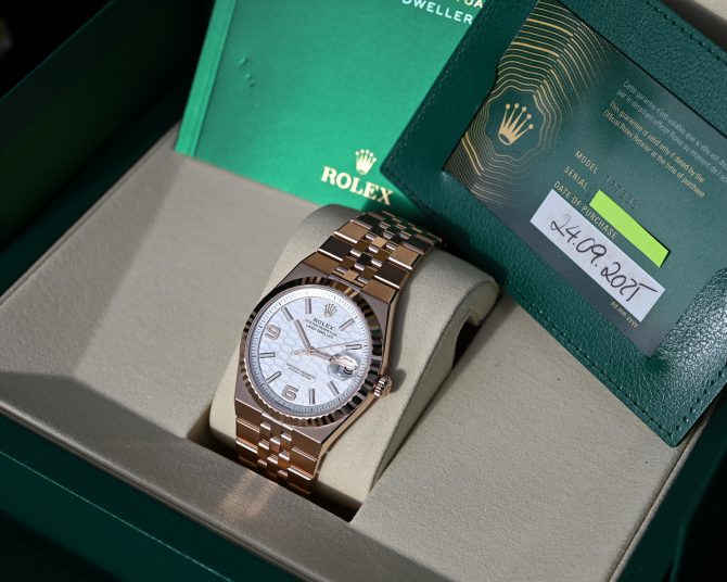 Rolex Land-Dweller Ref. 127335 — September 2025 — Sehr guter Zustand – Bild 2