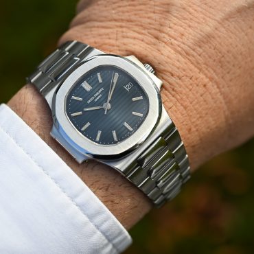 Patek Philippe Nautilus 3800/1A-001 mit Papieren im perfekten Zustand
