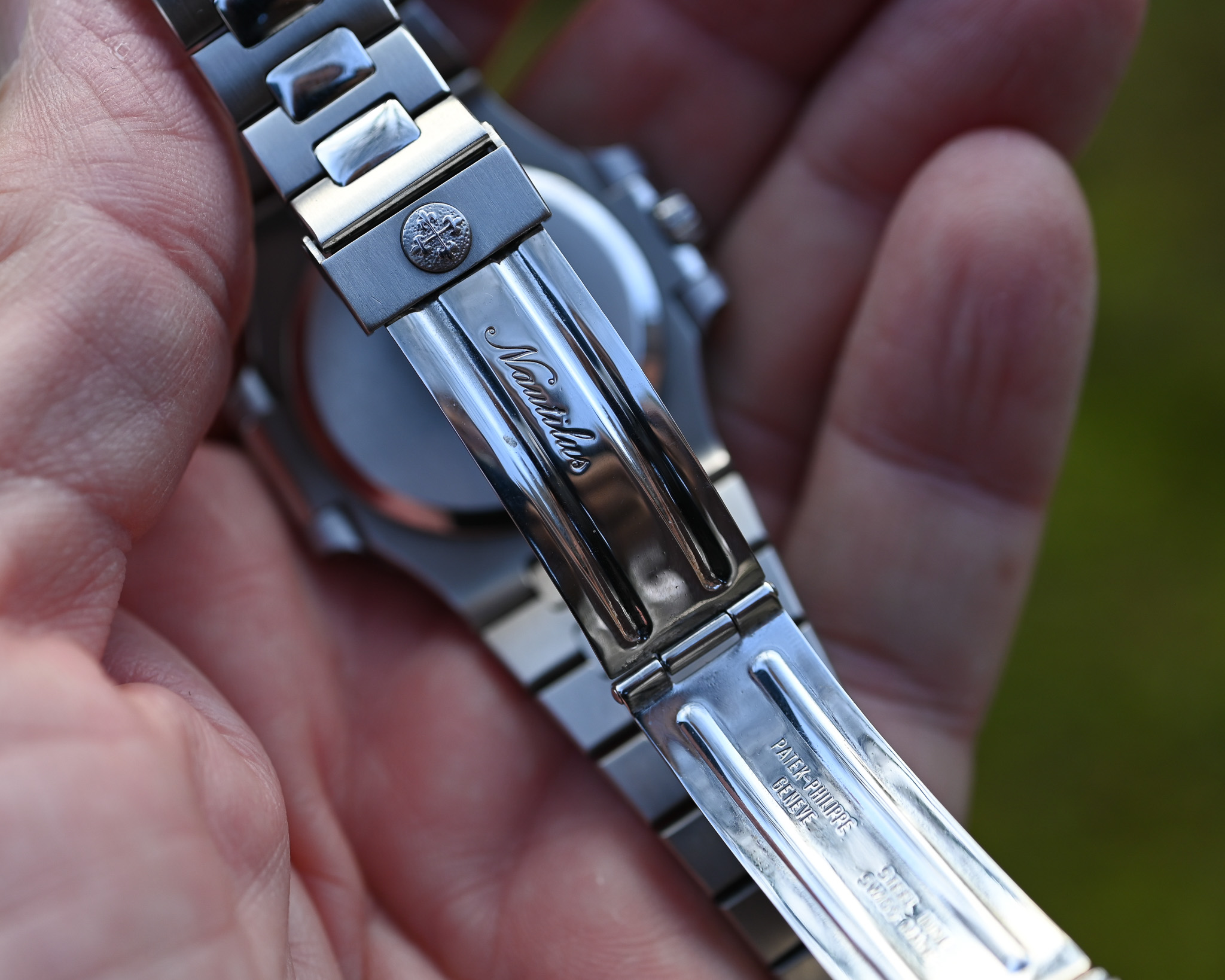 Patek Philippe Nautilus 3800/1A-001 mit Papieren im perfekten Zustand – Bild 9