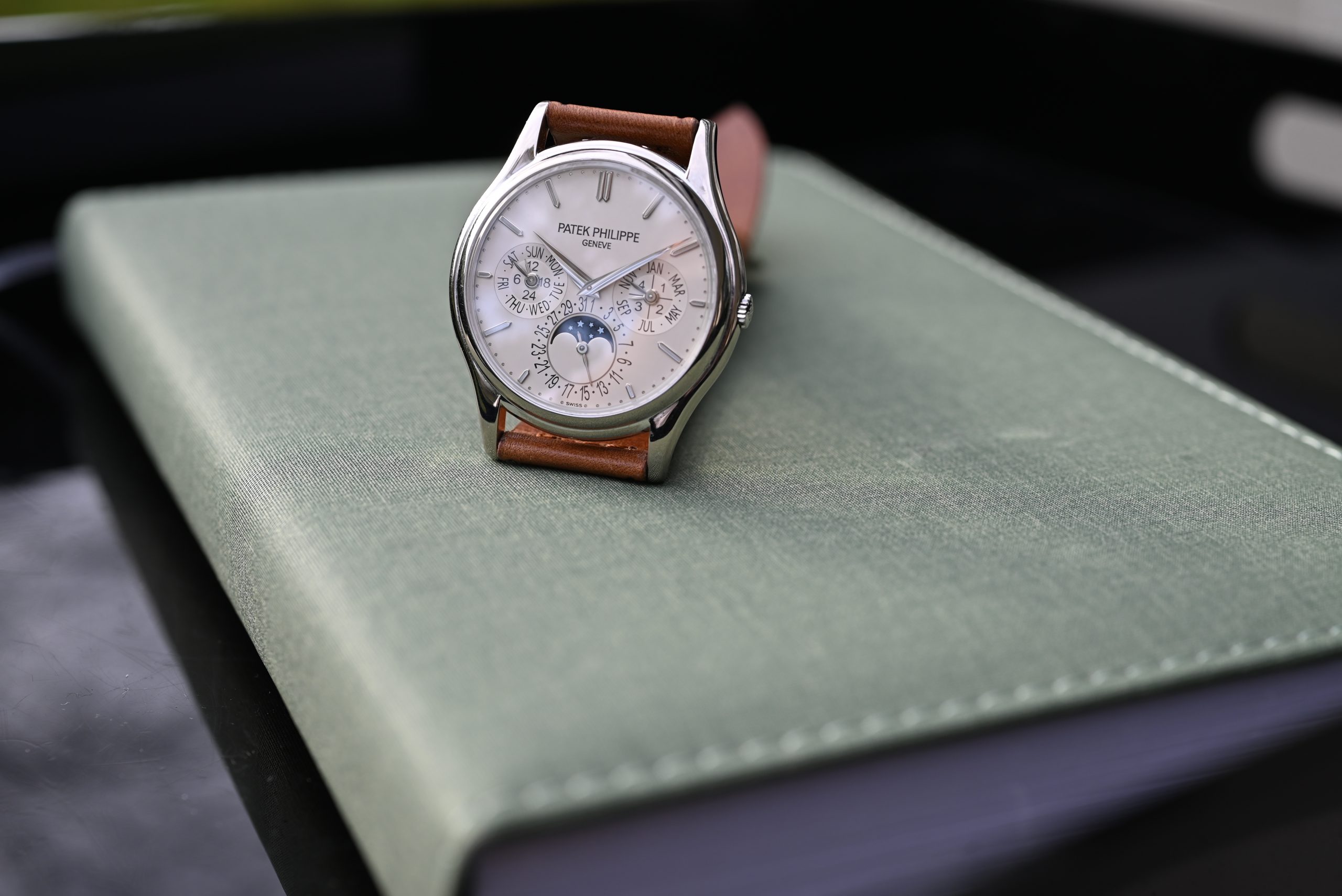 Patek Philippe Ewiger Kalender 5140G – Bild 15
