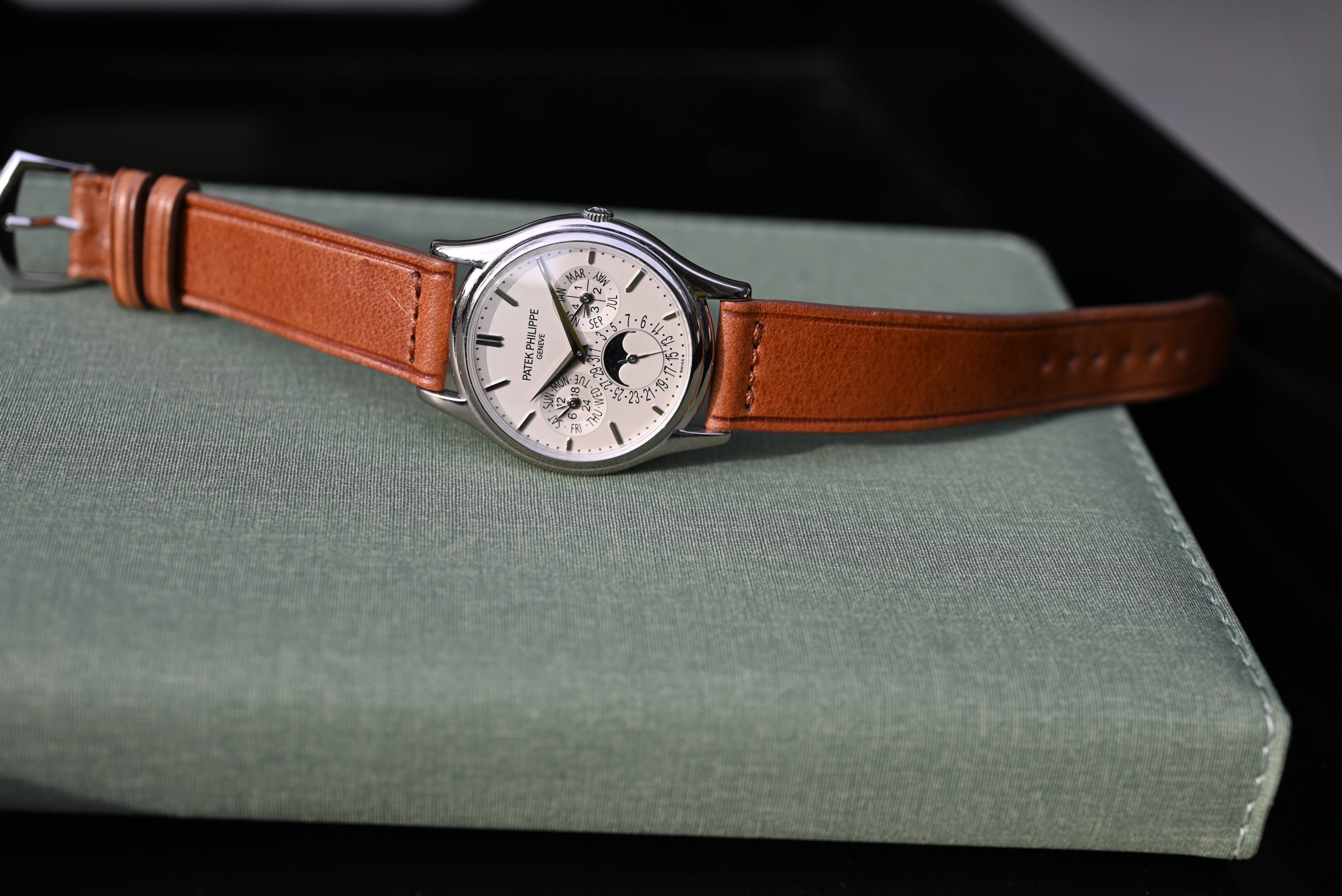 Patek Philippe Ewiger Kalender 5140G – Bild 17