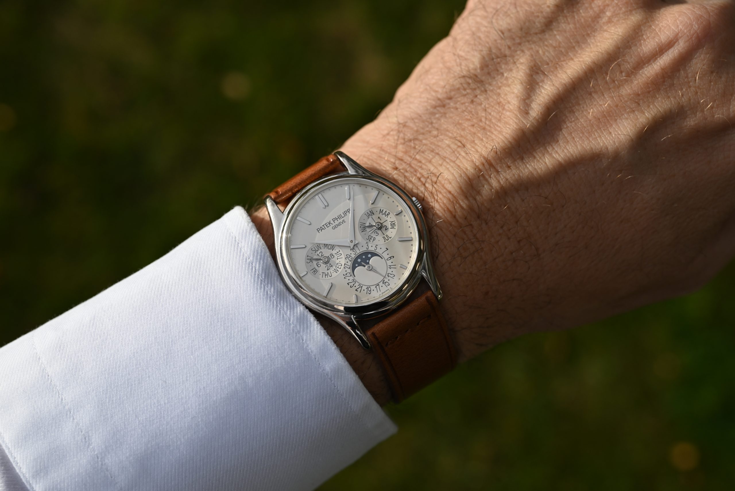 Patek Philippe Ewiger Kalender 5140G – Bild 3