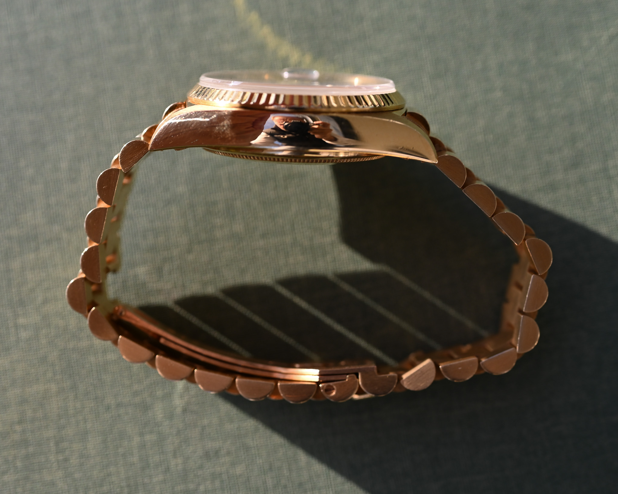 Rolex Day-Date Gelbgold 18038 "Cobalt Royal" mit Box und Papieren – Bild 13