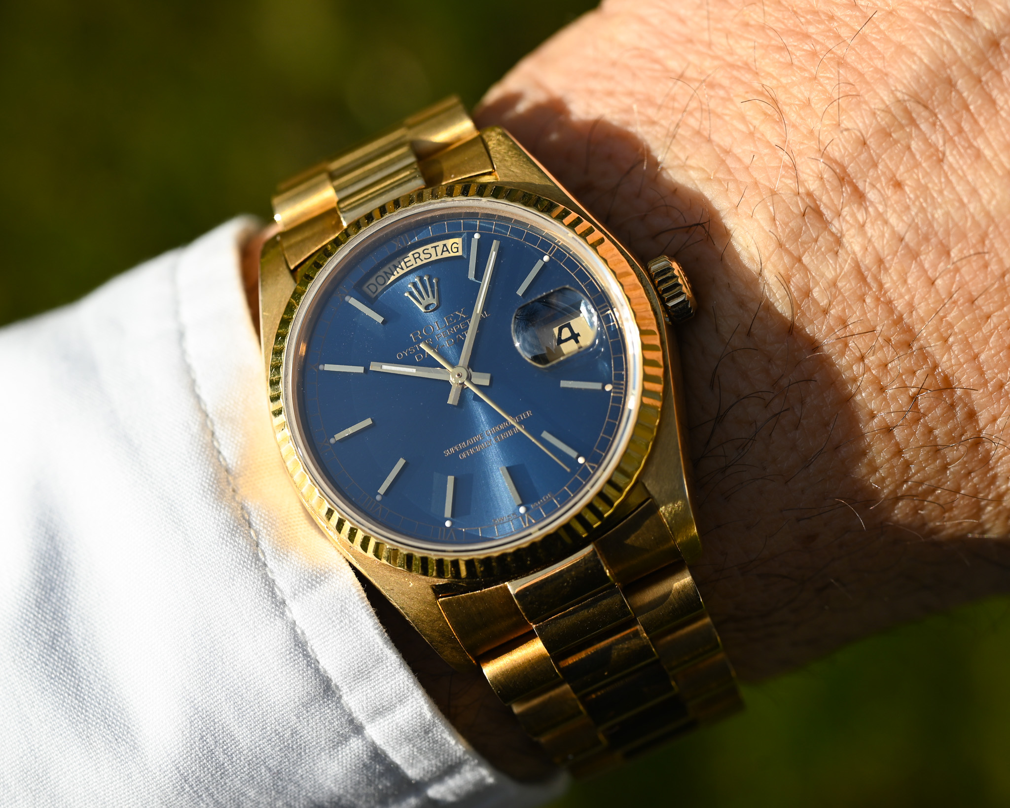 Rolex Day-Date Gelbgold 18038 "Cobalt Royal" mit Box und Papieren – Bild 14