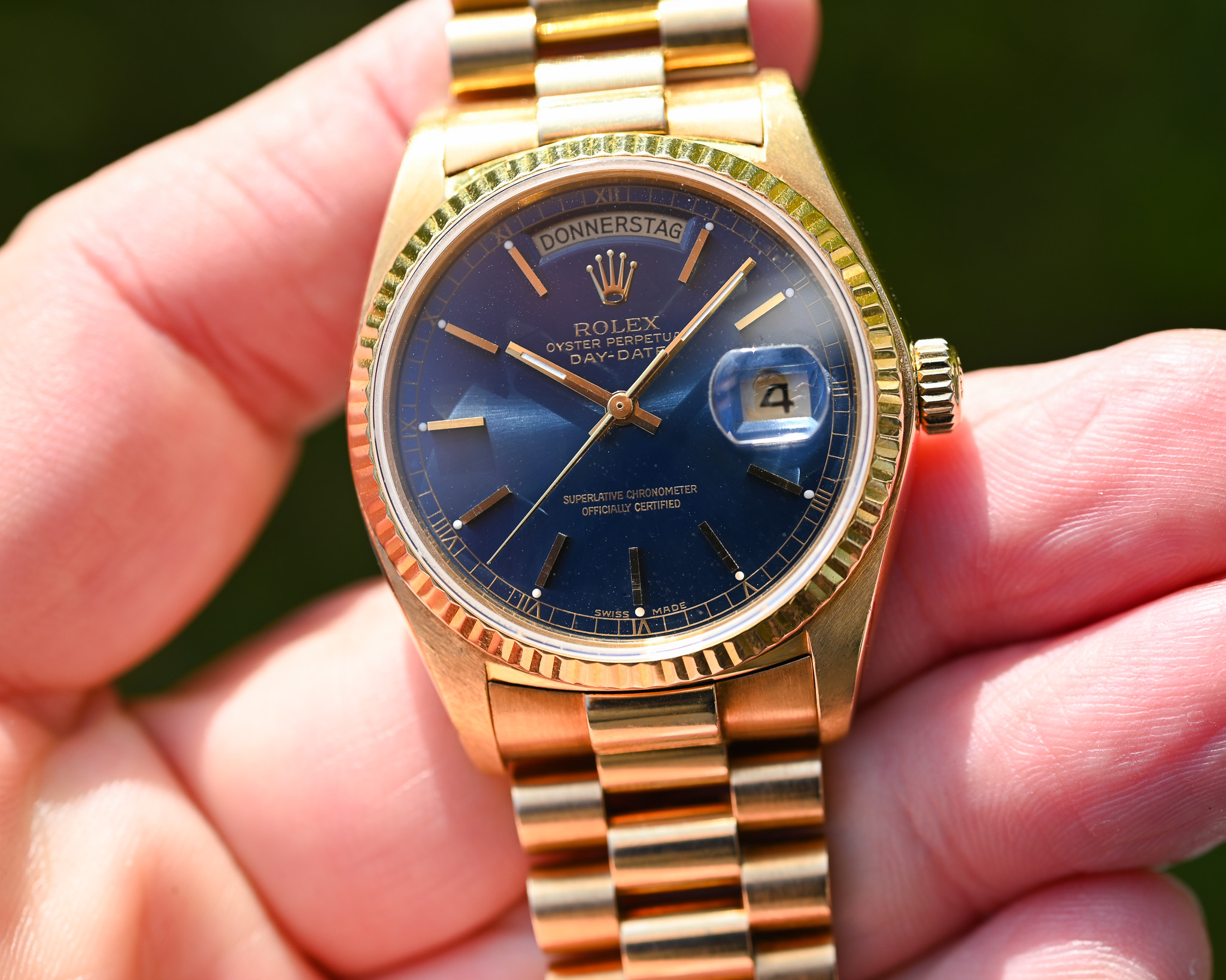 Rolex Day-Date Gelbgold 18038 "Cobalt Royal" mit Box und Papieren – Bild 4