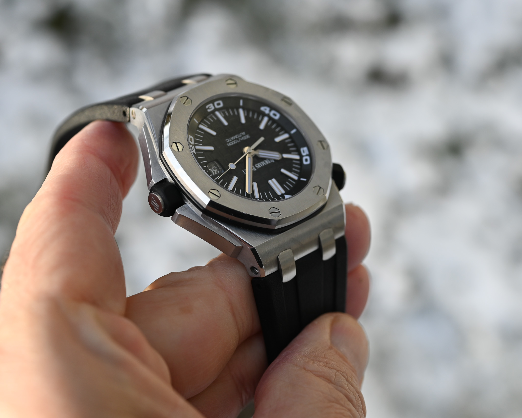 Audemars Piguet Royal Oak Offshore Referenz 15710ST.OO.A002CA.01 mit Box und Papieren – Bild 10