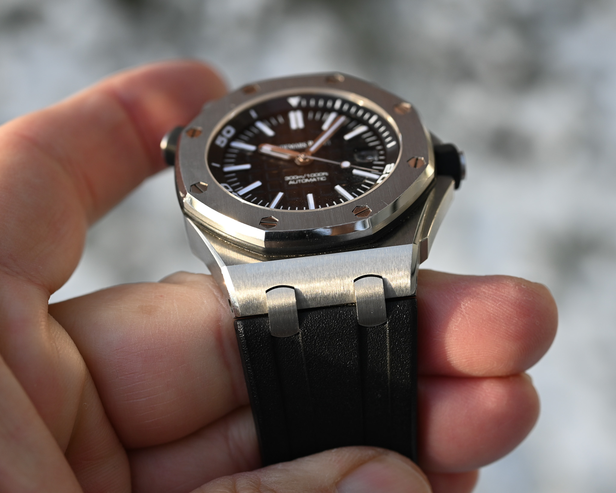 Audemars Piguet Royal Oak Offshore Referenz 15710ST.OO.A002CA.01 mit Box und Papieren – Bild 11