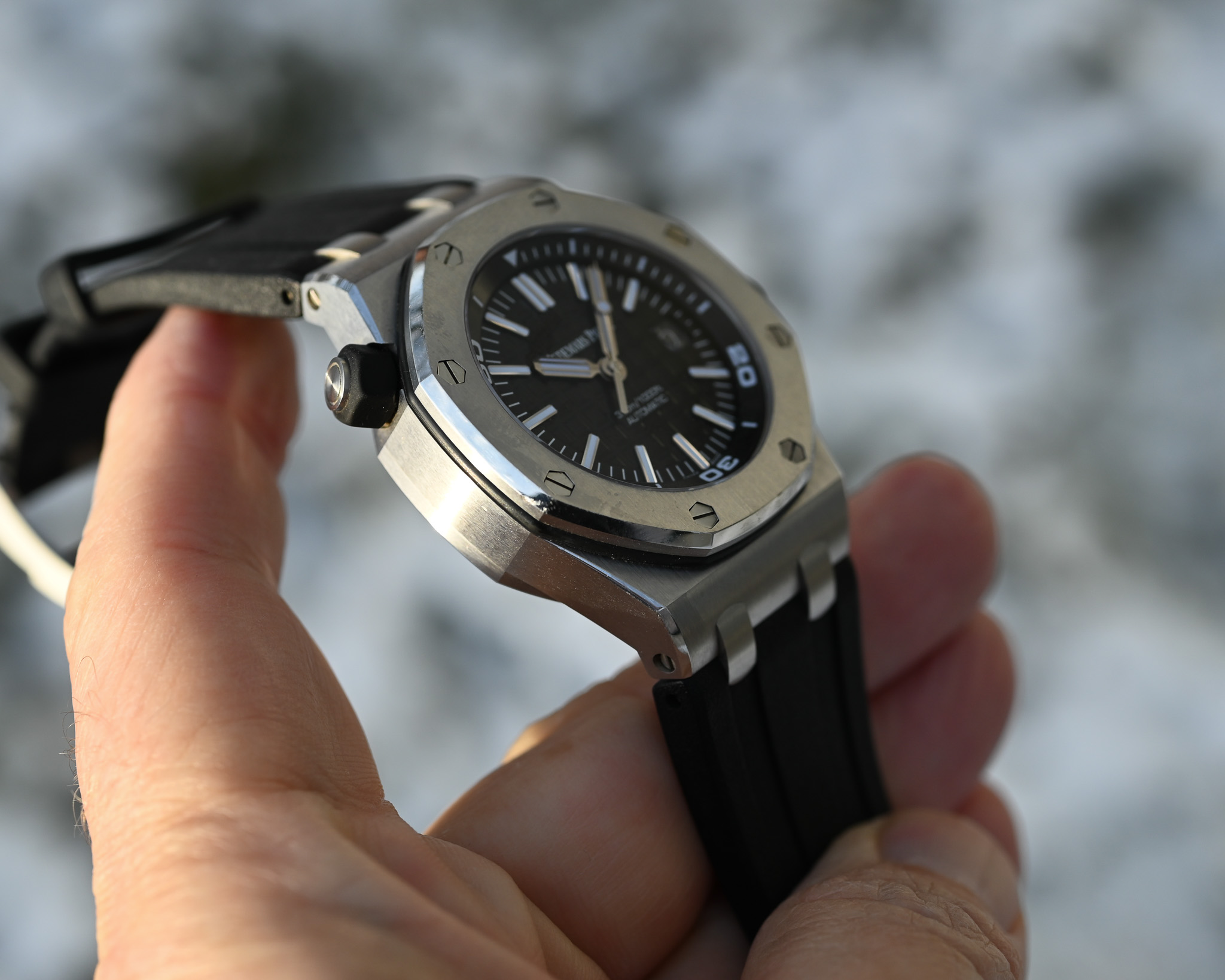 Audemars Piguet Royal Oak Offshore Referenz 15710ST.OO.A002CA.01 mit Box und Papieren – Bild 9