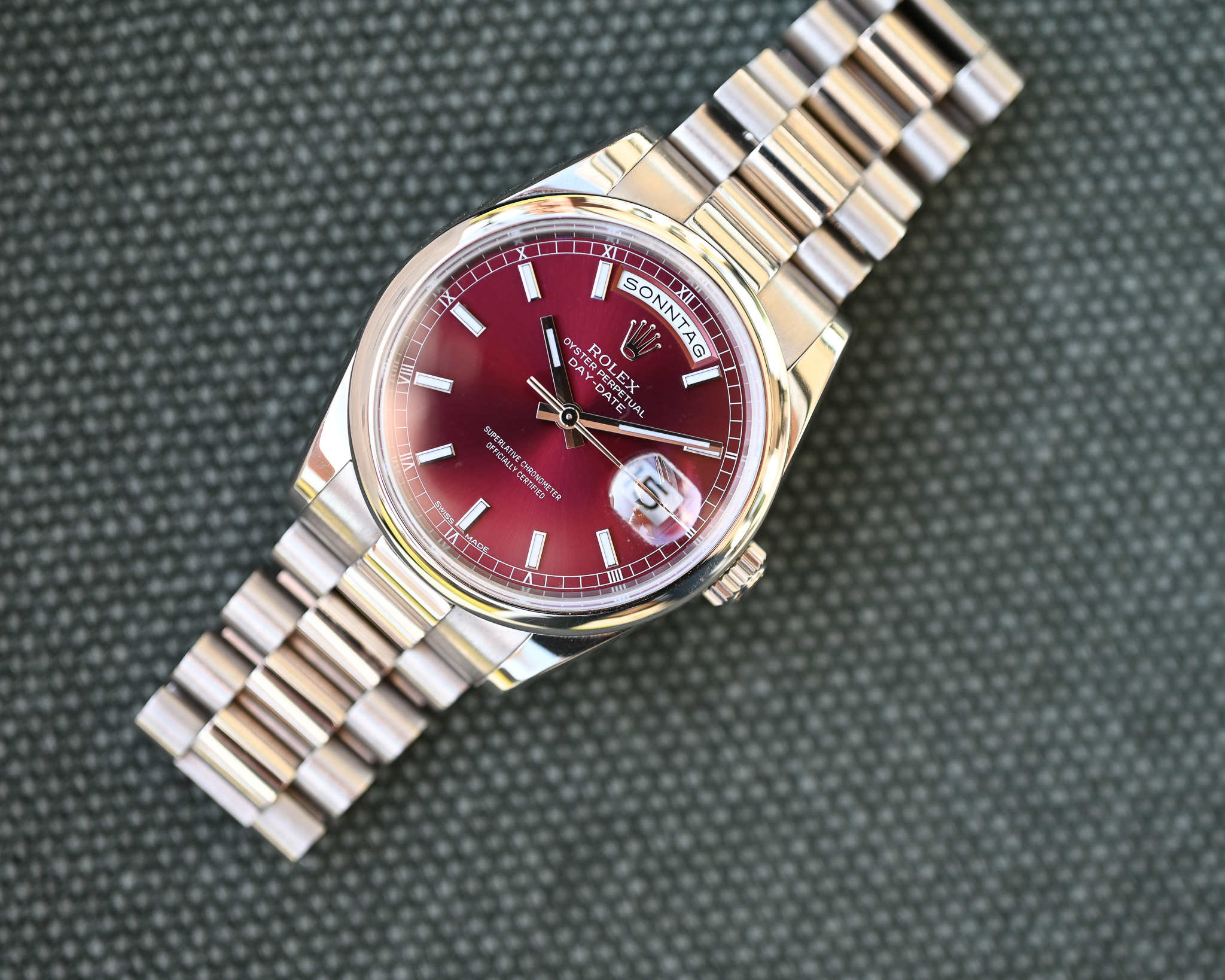 Rolex Day-Date Ref. 118209 Weißgold – seltenes „Cherry Dial“ – Fullset – Service 2022 – Bild 12