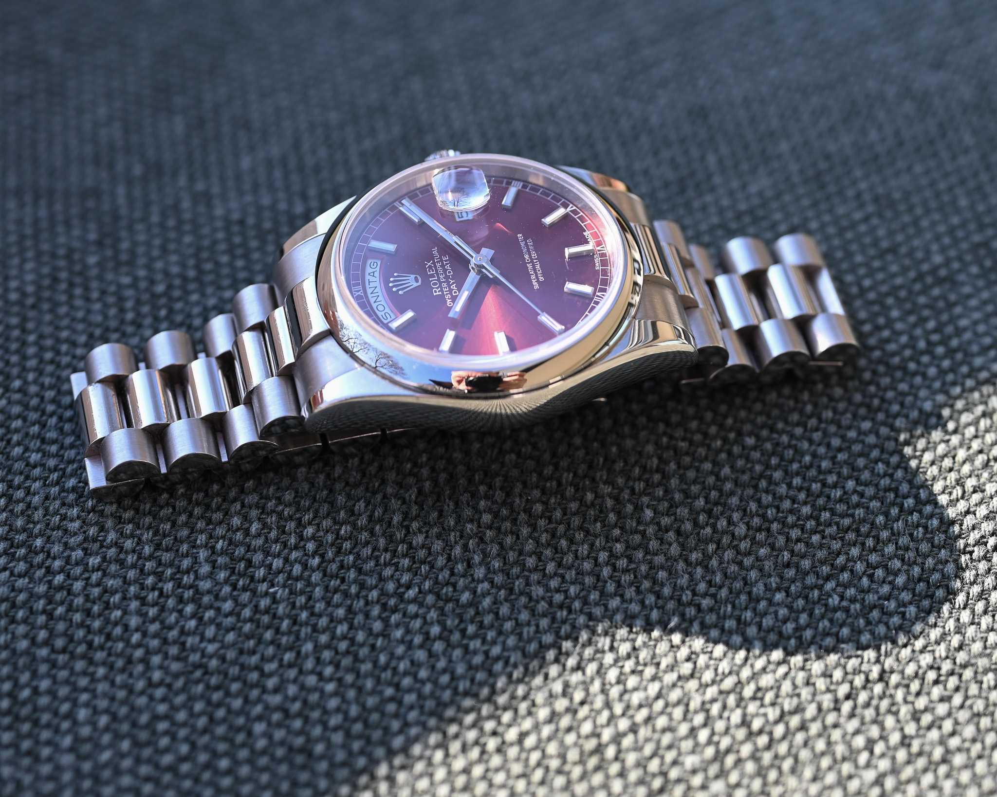 Rolex Day-Date Ref. 118209 Weißgold – seltenes „Cherry Dial“ – Fullset – Service 2022 – Bild 13