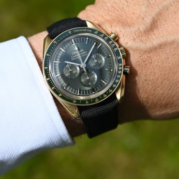 OMEGA Speedmaster Moonwatch Professional Moonshine Gold – Ref. 310.63.42.50.10.001