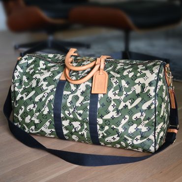 Louis Vuitton × Takashi Murakami Monogramouflage Keepall 55 Limitierte Sammleredition
