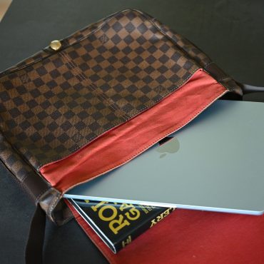 Louis Vuitton Bastille Umhängetasche Damier Muster