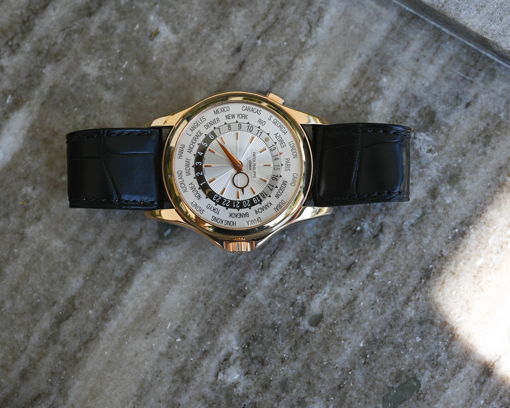 Patek Philippe World Time 5130R-001 – Weltzeit in ihrer schönsten Form – Bild 22