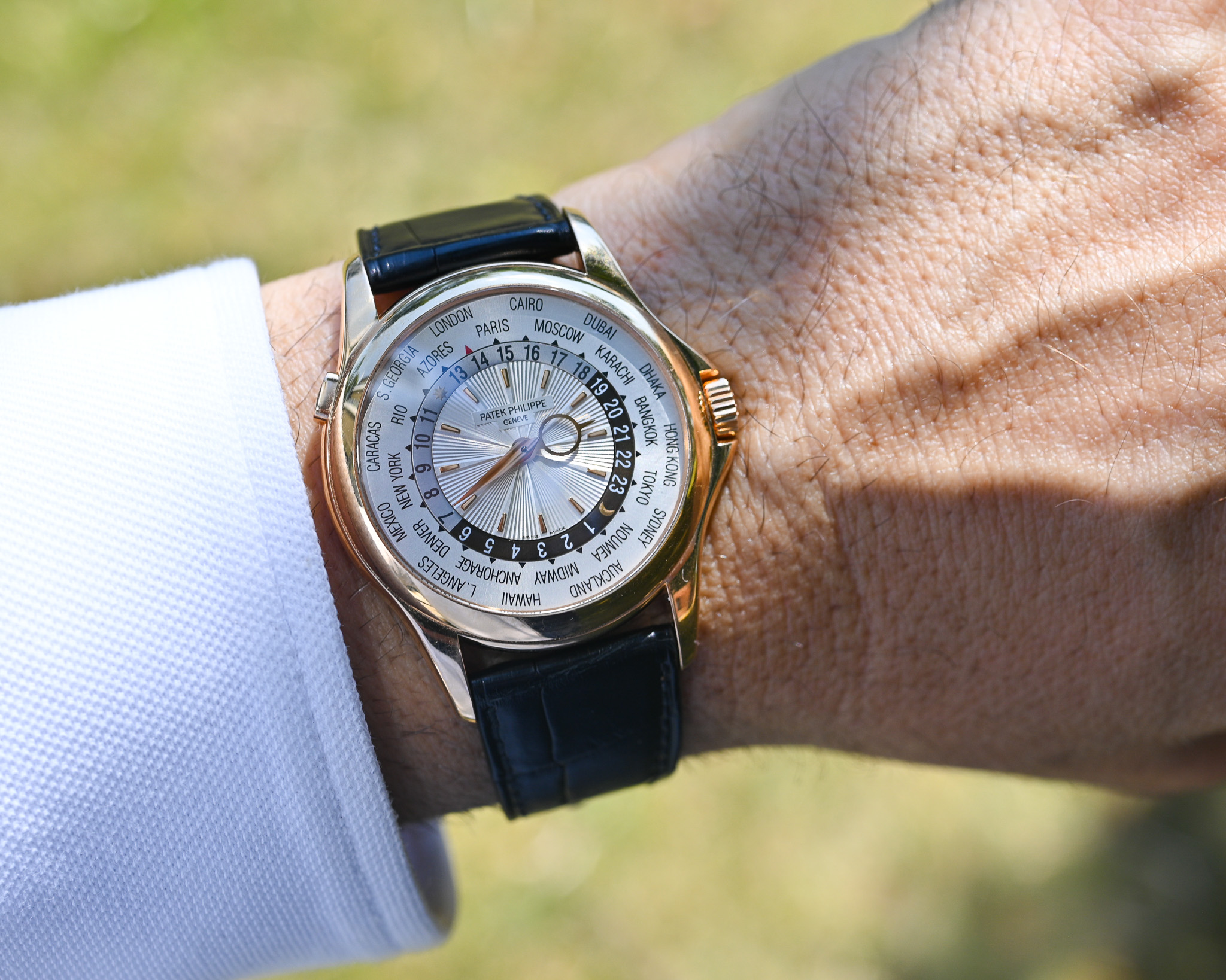 Patek Philippe World Time 5130R-001 – Weltzeit in ihrer schönsten Form – Bild 8
