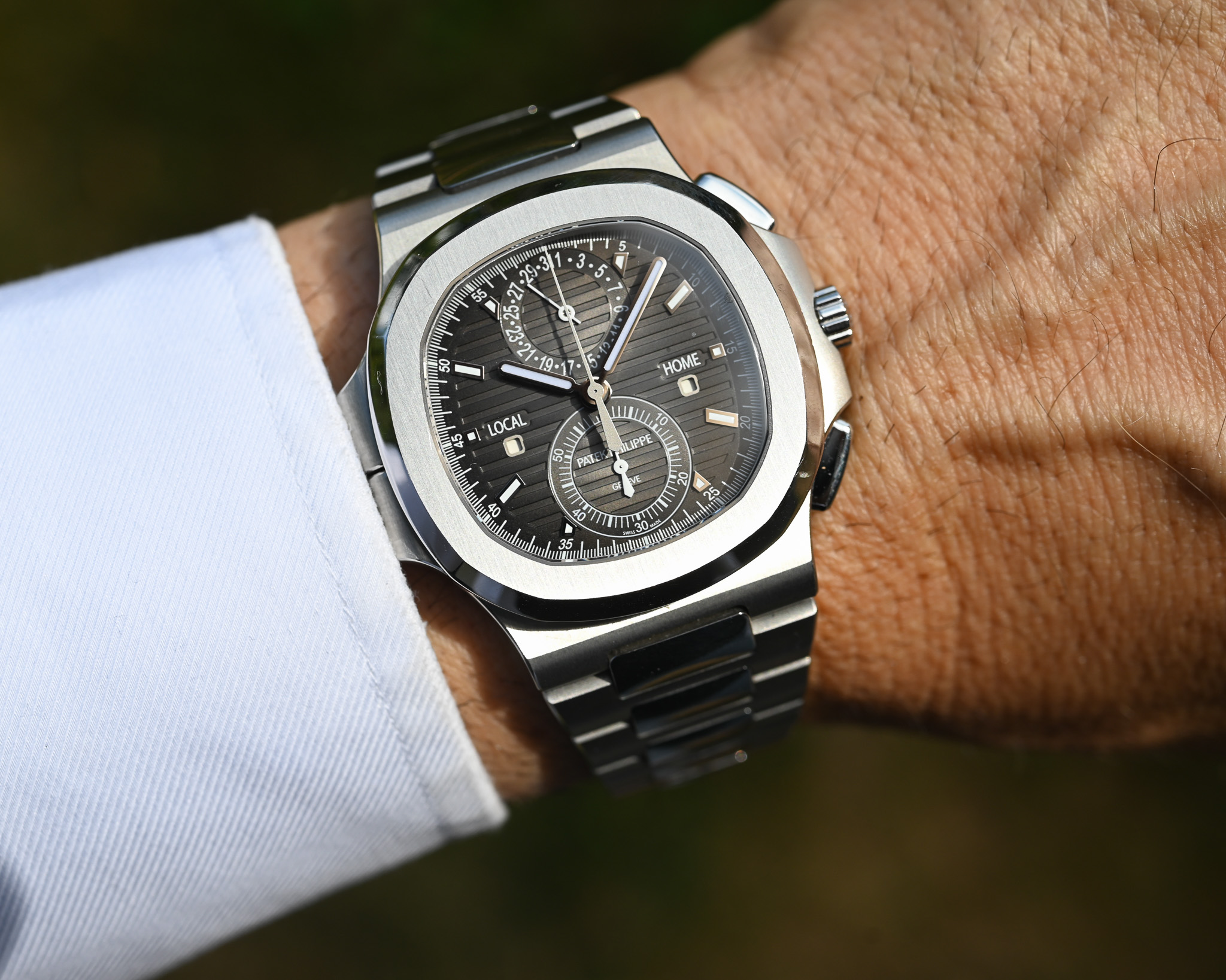 Patek Philippe Nautilus Ref. 5990/1A-001 – Die Ikone für Weltreisende – Bild 15