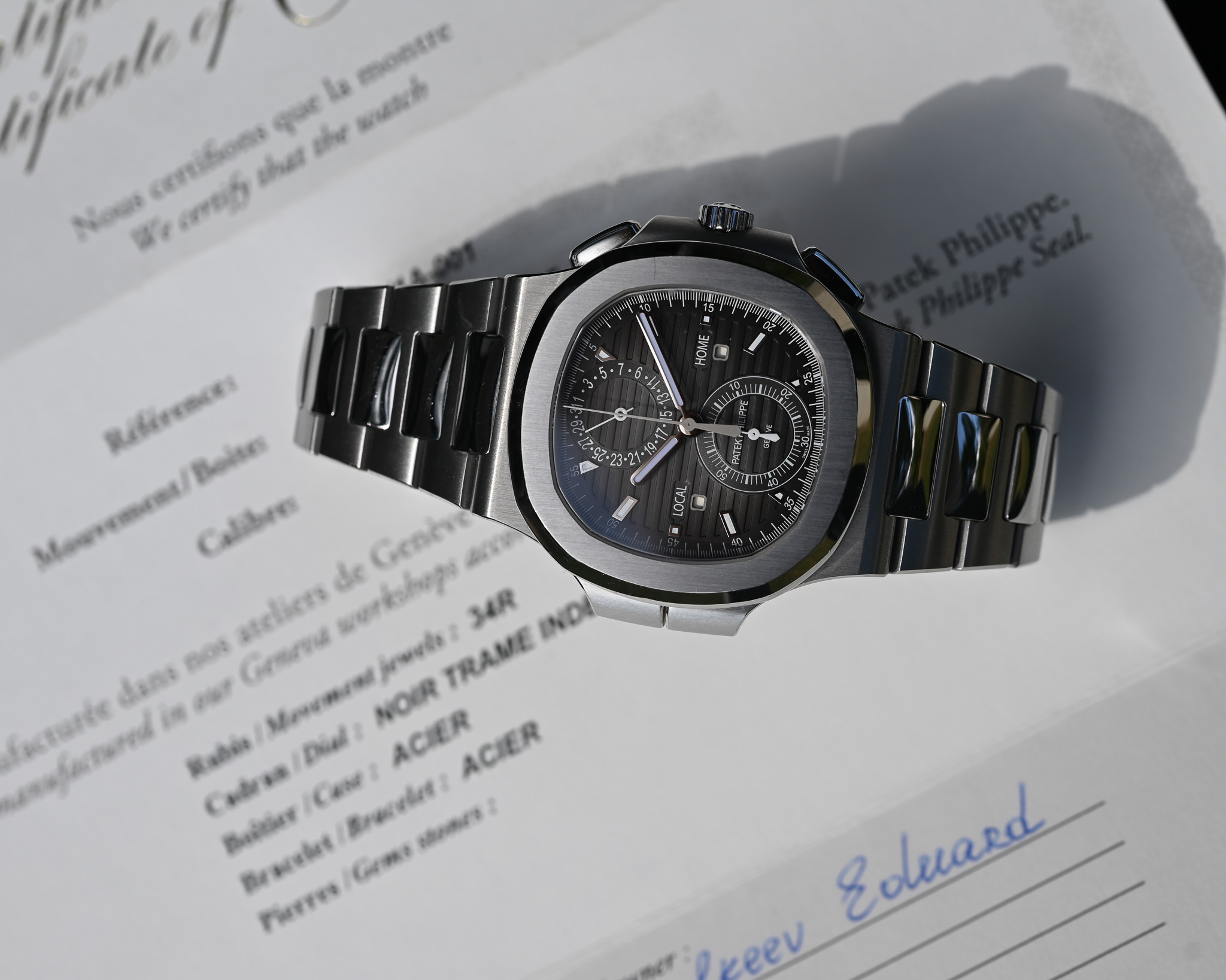 Patek Philippe Nautilus Ref. 5990/1A-001 – Die Ikone für Weltreisende – Bild 16