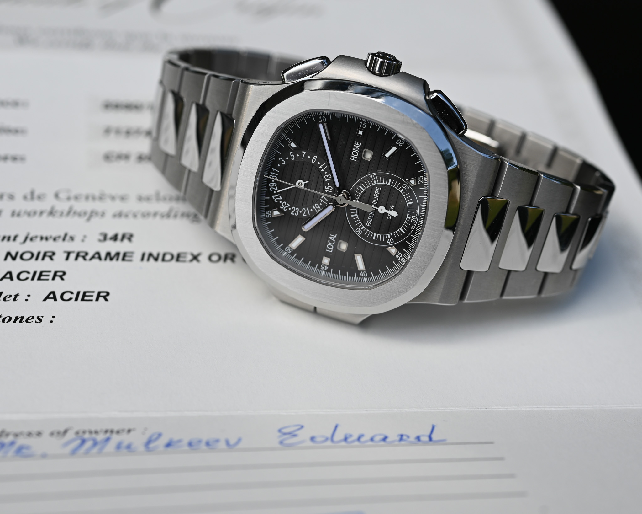 Patek Philippe Nautilus Ref. 5990/1A-001 – Die Ikone für Weltreisende – Bild 18
