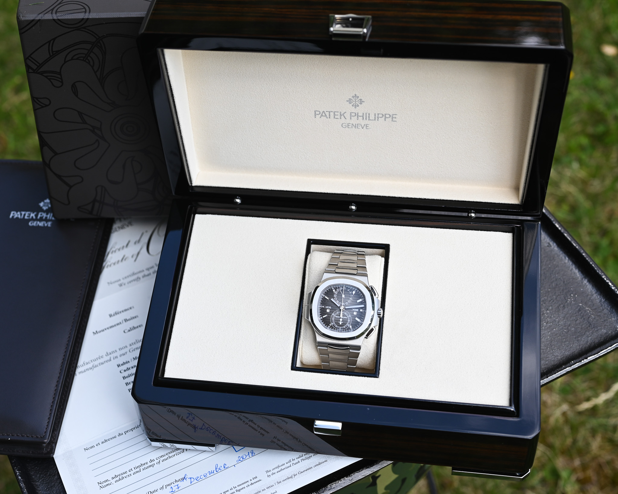 Patek Philippe Nautilus Ref. 5990/1A-001 – Die Ikone für Weltreisende – Bild 4