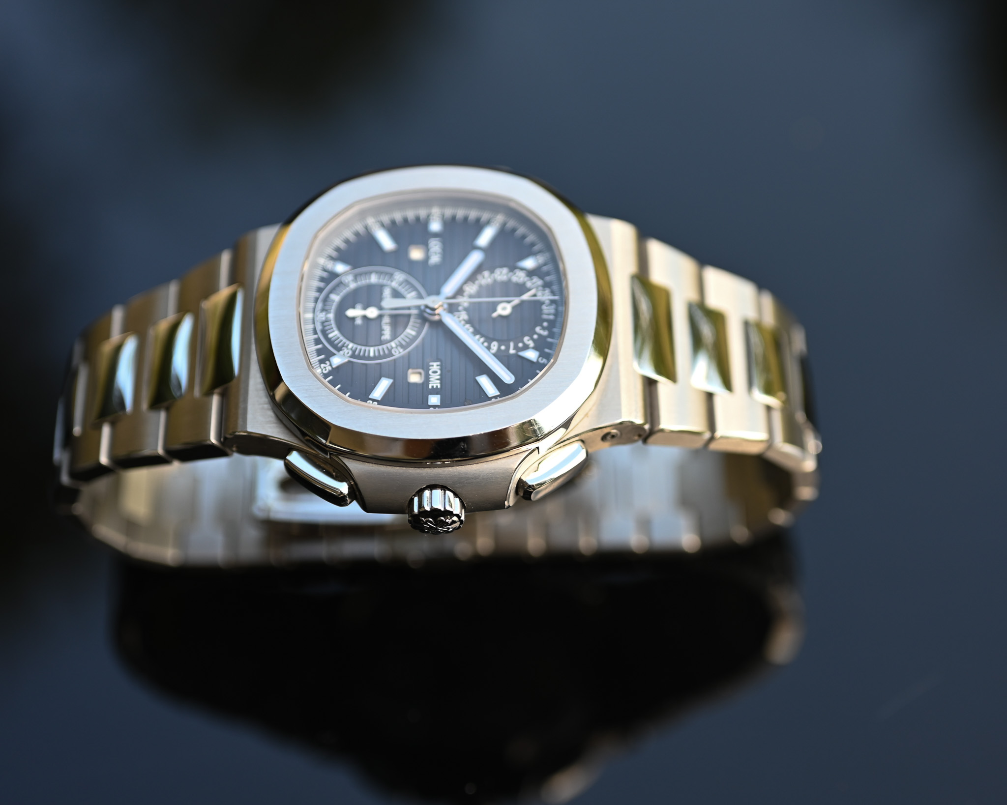 Patek Philippe Nautilus Ref. 5990/1A-001 – Die Ikone für Weltreisende – Bild 5