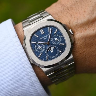 Patek Philippe Nautilus Ref. 5740/1G-001 – Ewiger Kalender in Vollendung