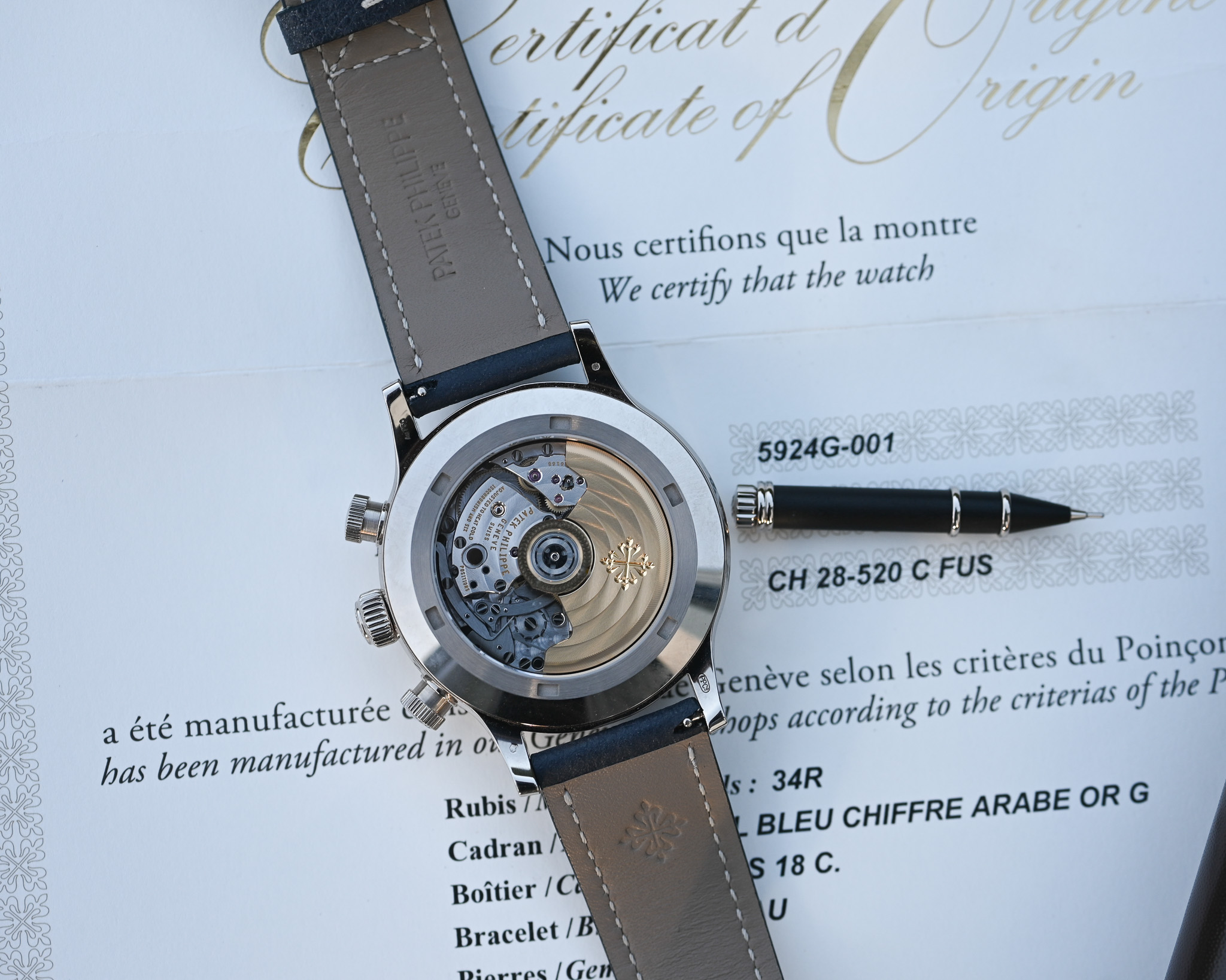 Patek Philippe 5924G-001 – Calatrava Pilot Travel Time Chronograph – Bild 12