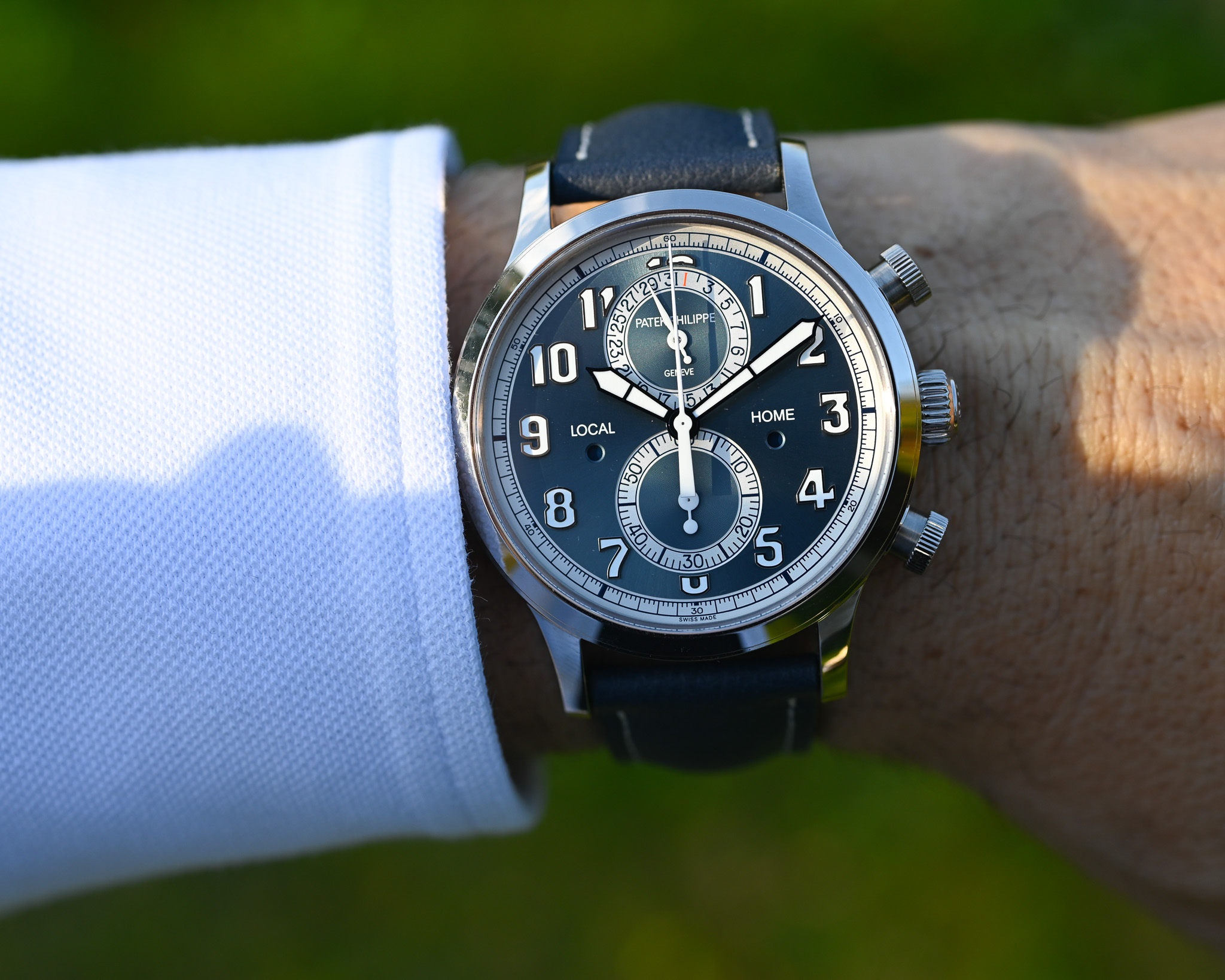 Patek Philippe 5924G-001 – Calatrava Pilot Travel Time Chronograph – Bild 15